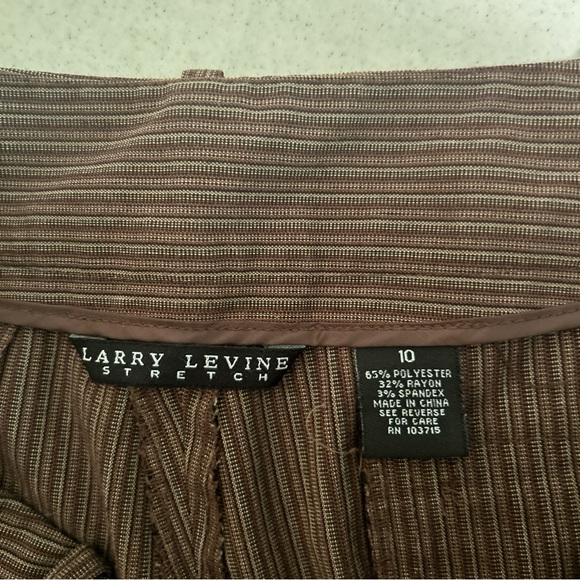 Larry Levine Pants Women’s 10 Trends Chocolate Brown Pinstripe Trouser Straight - Picture 5 of 9